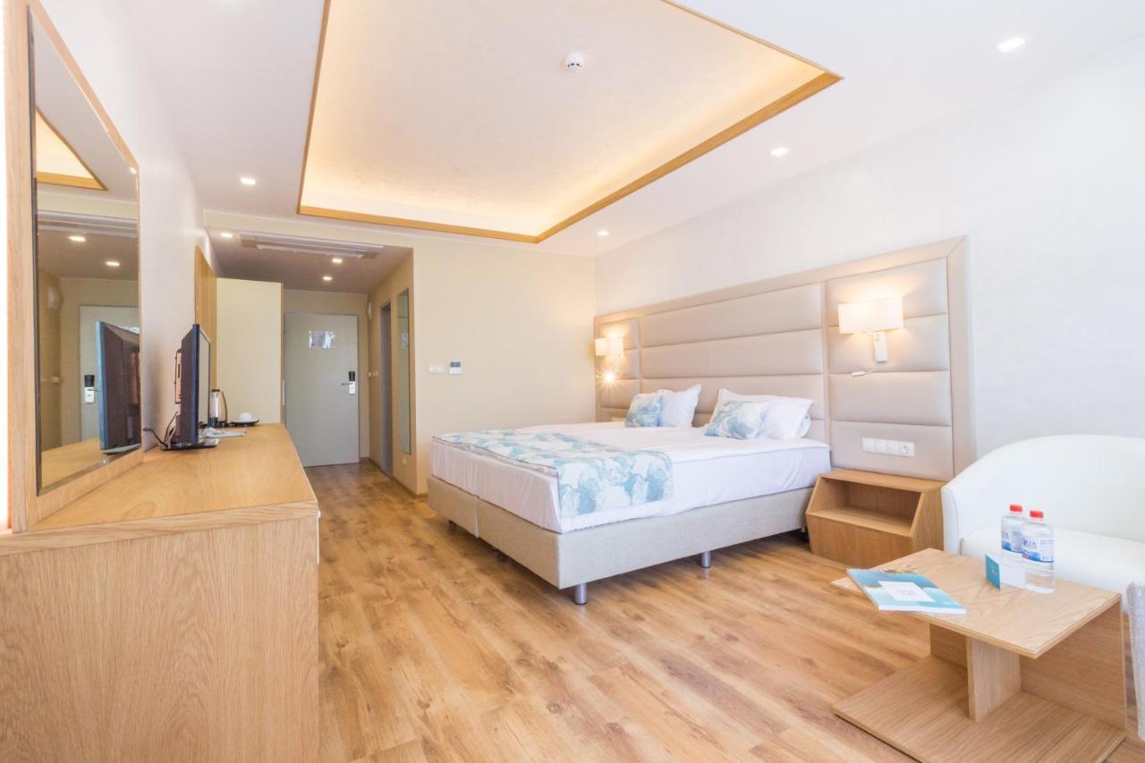 Bilyana Beach Hotel Nesebar Buitenkant foto